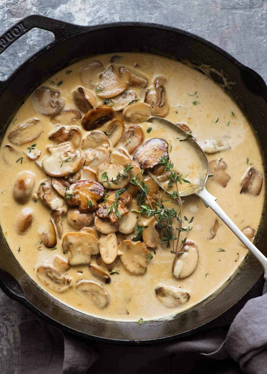 photo Une sauce aux champignons