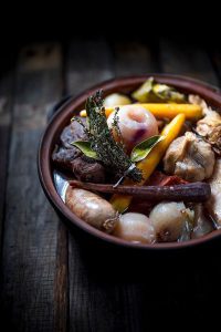 photo Pot-au-feu aux légumes anciens